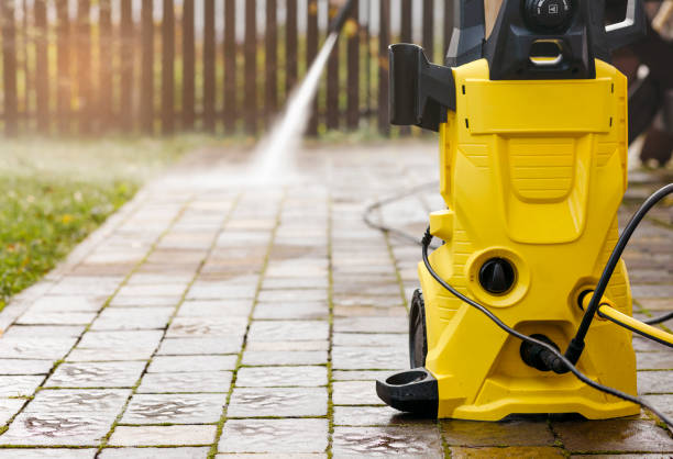 Best Animal Enclosure Cleaning  in Mayfield, PA